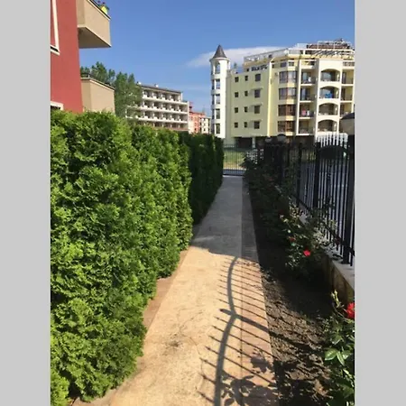Sunny Beach 1-Bdrm Apt In Vip Zone Apartments דירה